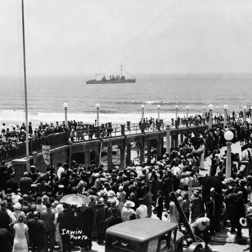 Oceanside Historical Society - 1927 Grand Opening Pier_resize