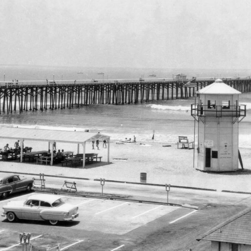 Oceanside Historical Society - 5th pier, with lifeguard tower, north side Coast Photo Service circa 1950s_resize